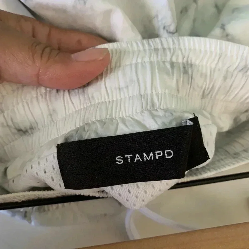 STAMPD Men’s boardshort size medium - Picture 3 of 4